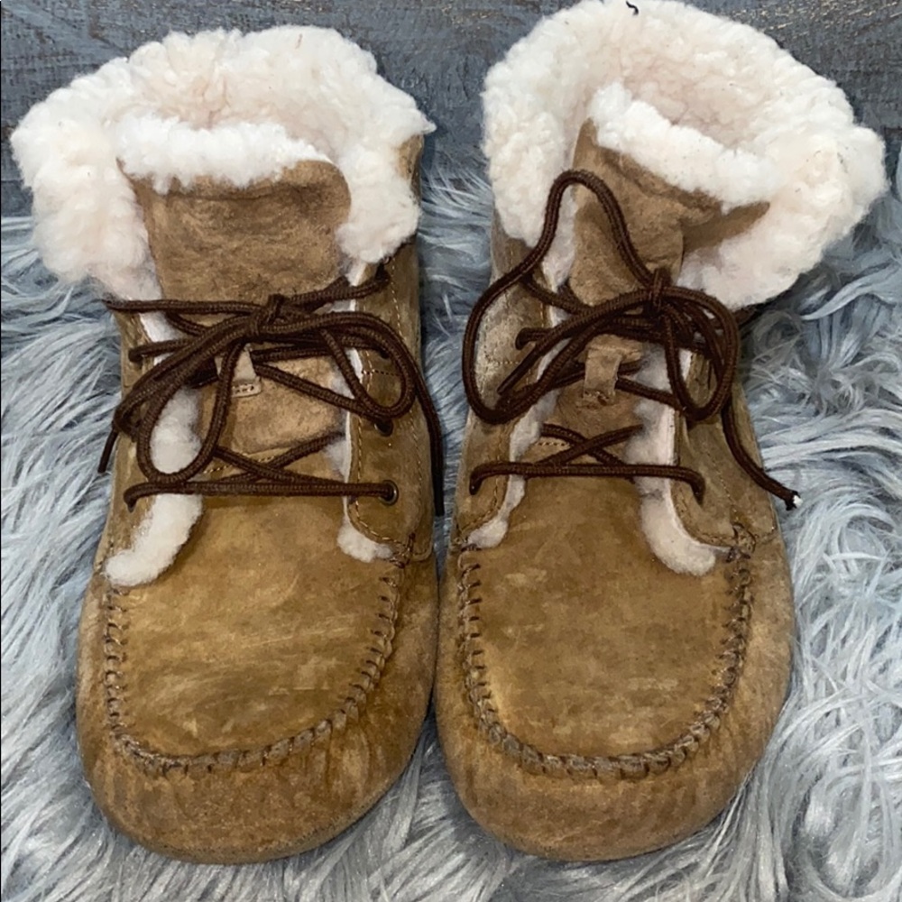 UGG Women's Chickaree Moccasin Boots: Chestnut